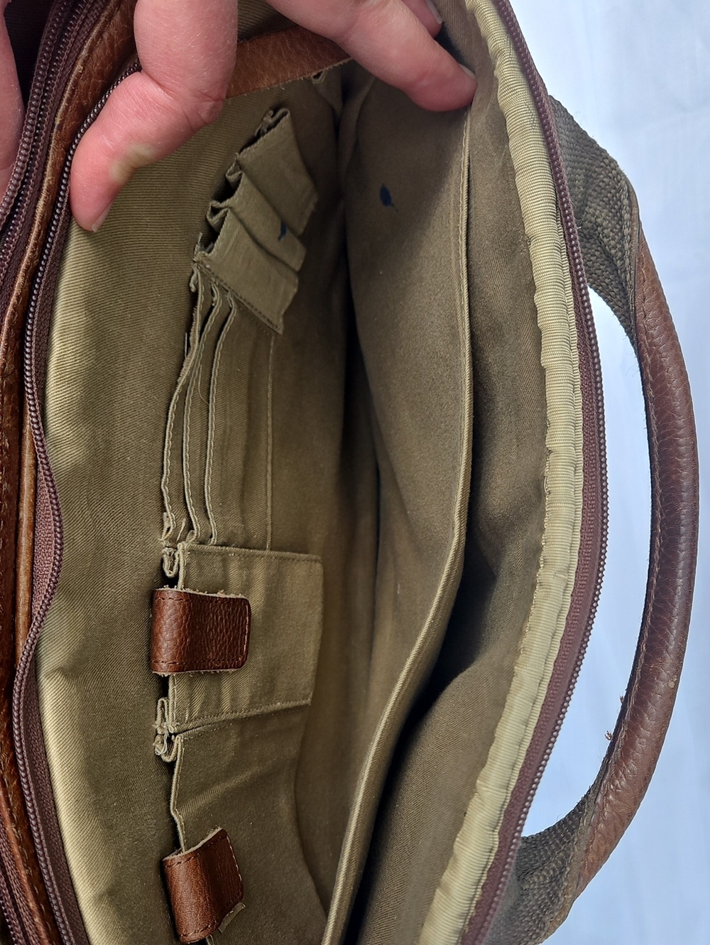 Vintage LL Bean Leather Messenger Briefcase Laptop Shoulder Bag Brown 0DMU1 - Picture 3 of 16